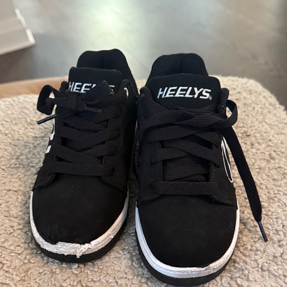 Heelys Black and White Skate Shoes